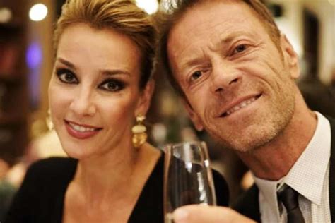 moglie rocco siffredi giovane|Rosa Caracciolo: età, lavoro, vita privata della moglie di Siffredi